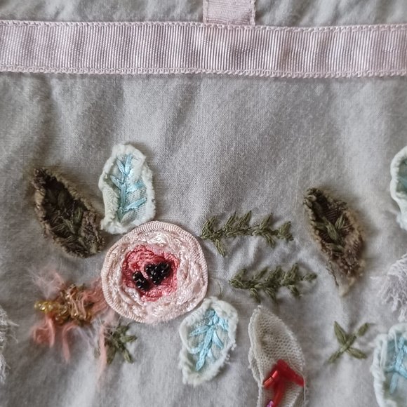 Cotton Pencil skirt with Ribbon trim and Pastel Embroidery detail, M - Picture 3 of 4